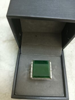 Men's jade a-grade generous ring