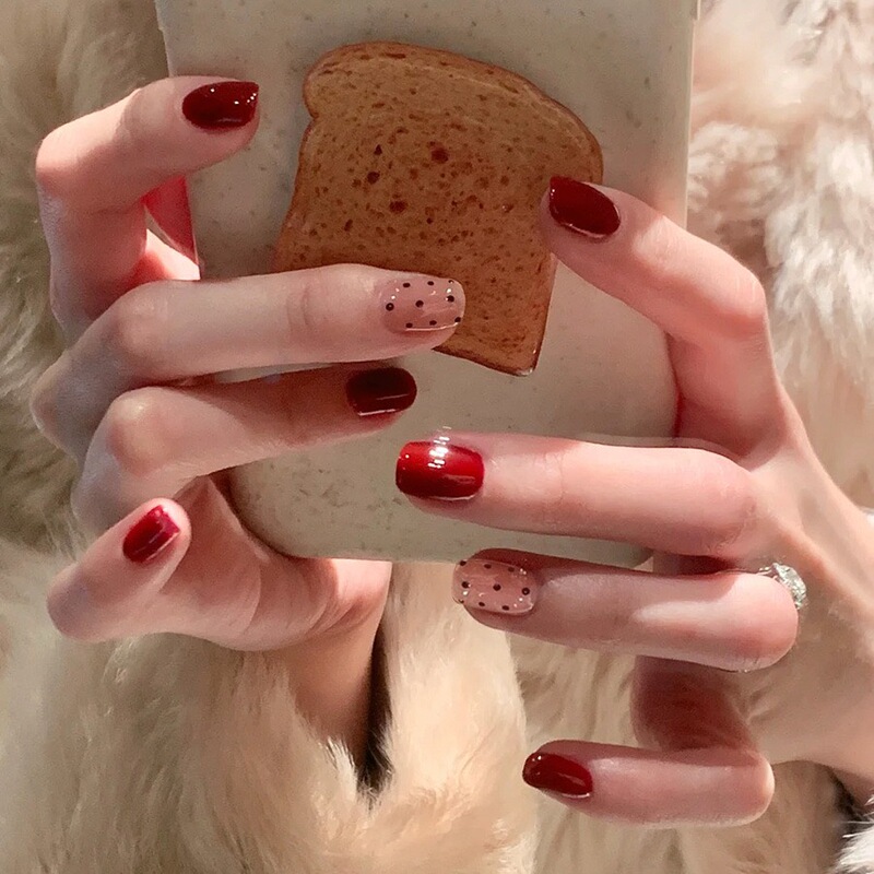 New Year Style Wearable Nail Art 2026 New Red Polka Dot Popular Nail Stickers Removable Bridal Nail Pieces