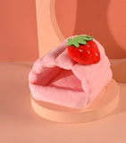 Молотовое хлопковое гнездо золото золото шелковое медведь, нагретая хлопковые гнездо, цветочные ветви и кролики через зимнюю мебель