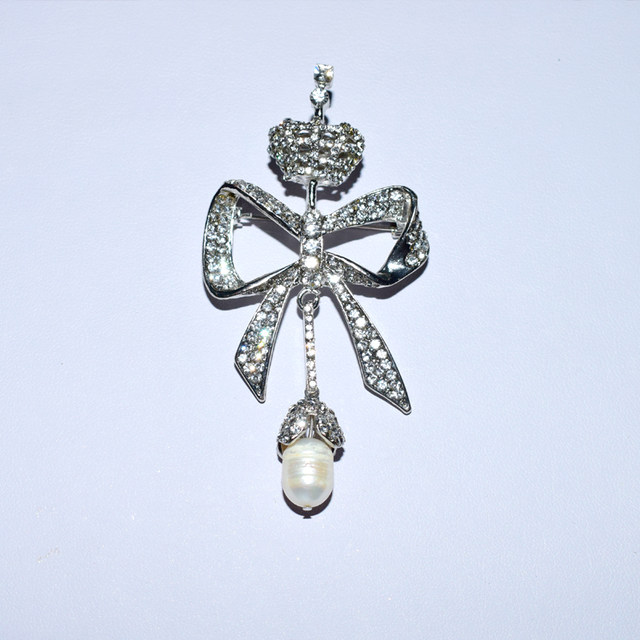 ins high-end pearl brooch ທໍາມະຊາດແມ່ຍິງຊຸດບາດເຈັບແລະເພັດ crystal brooch brooch corsage ຜູ້ຊາຍແລະແມ່ຍິງ