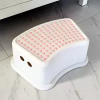 Розовые заводские прямые волосы