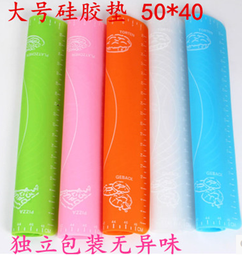 Large number of silicone rubber kneading pad food grade with scale and case plate thickened high temperature resistant anti-slip baking rolling surface mat
