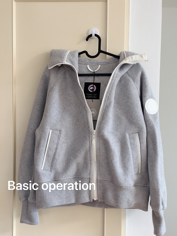 Canada Goose Chilliwack Short Wool Fleece Jacket for Women, Floral Gray Silver Color Canada Goose Chilliwack Short Wool Fleece Jacket for Women, Floral Gray Silver Color