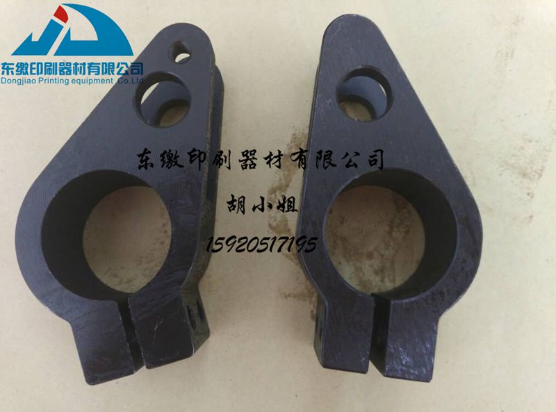 Mitsubishi printing presses accessories Mitsubishi 3F 3000 folio roller teeth bracket axle frame