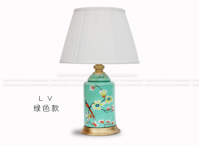 American pastoral bedroom nightstand furnishing articles creative study of new Chinese style living room full of copper decoration painting of flowers and ceramic lamp