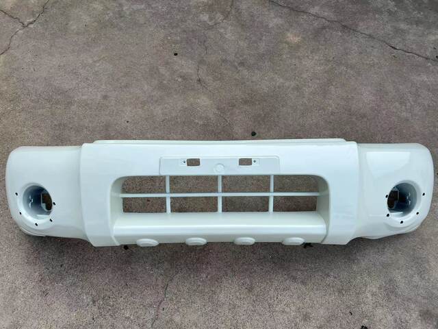 Suitable for Zhengzhou Nissan Paladin front bumper front bumper front face Paladin bumper front surround