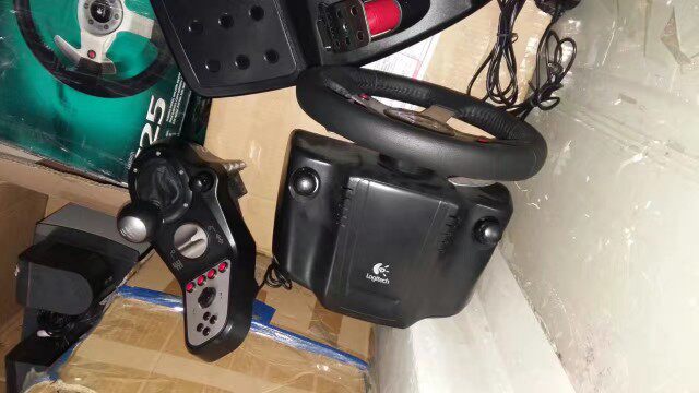 Руль 罗技logitechg27／g29／g920／g25游戏方向盘