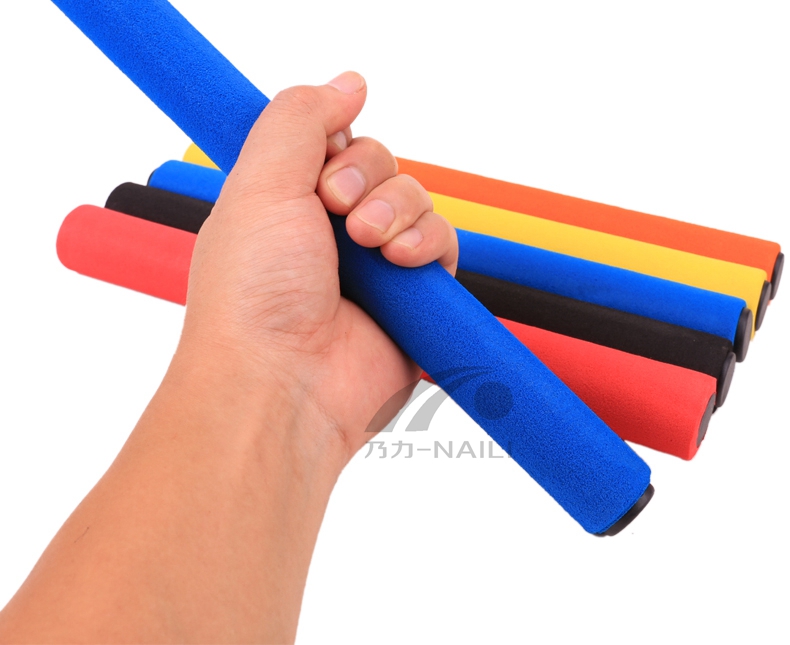 Naili athletics thiết bị dùi cui chạy nước rút theo dõi và lĩnh vực cạnh tranh sponge xử lý dùi cui dùi cui chuyển stick xà đơn ngoài trời