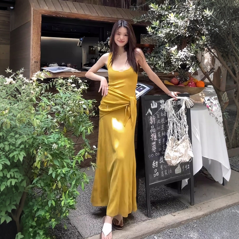 【High-Quality Cotton】With a Shawl, Ginger-Colored, Low-Key Vintage European Style, Slim-Fitting, Bodycon A-Line Dress