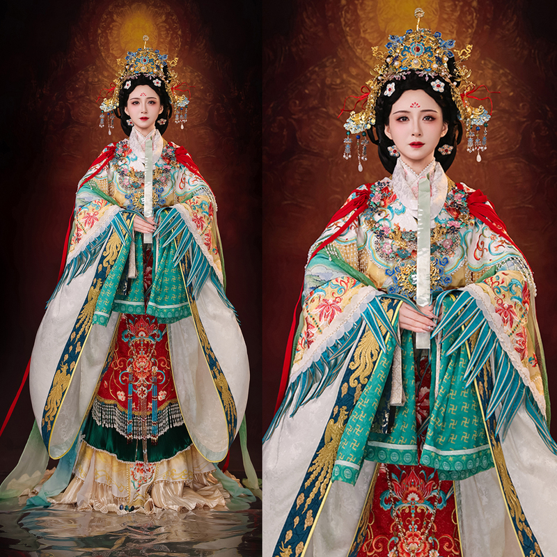 Yongle Palace Earth Mother Embroidered Dress from the Series of Fairy Figures Restored from Murals with Hanfu Elements Yongle Palace Earth Mother Embroidered Dress from the Series of Fairy Figures Restored from Murals with Hanfu Elements