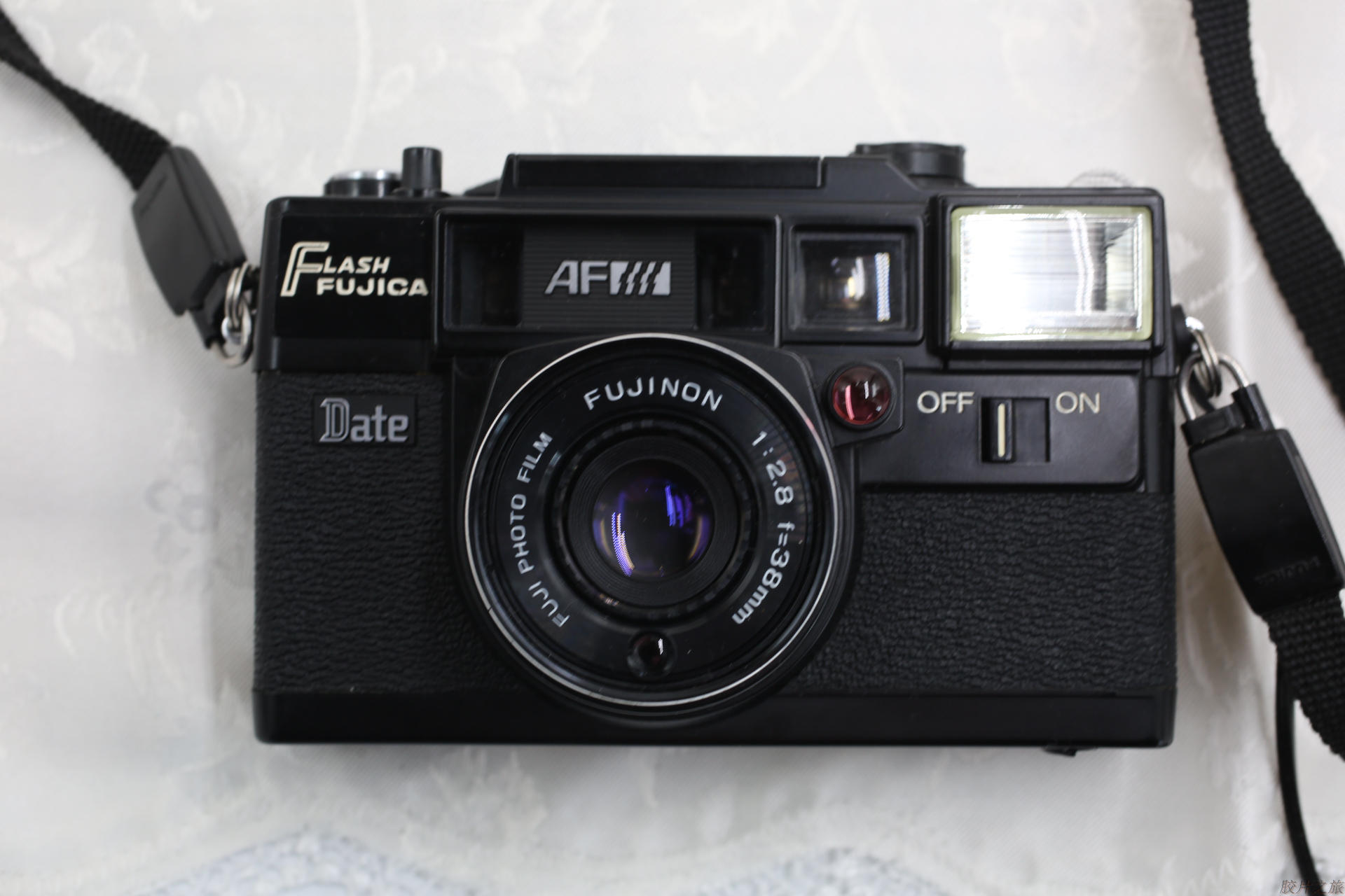 Special price Fuji FUJICA Date glued to the side axis camera 135 negatives uni-eye camera