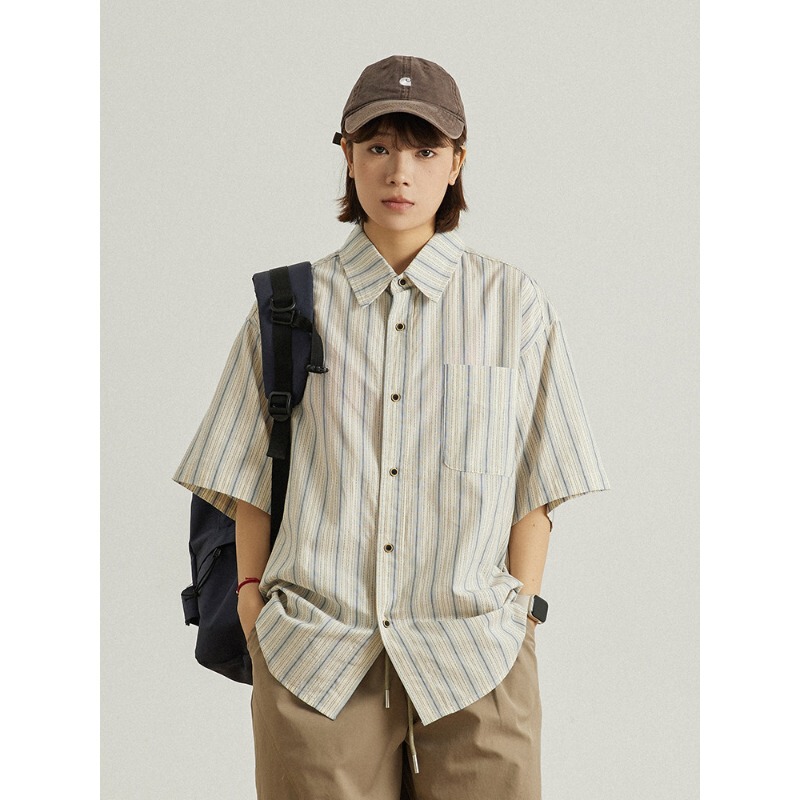 Goodnorth Japanese Retro Vertical Striped Short-Sleeved Shirt, Unisex, Loose Fit, Neutral Half-Sleeve Layering Top