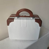 Белый с коричневой/угловой оберткой