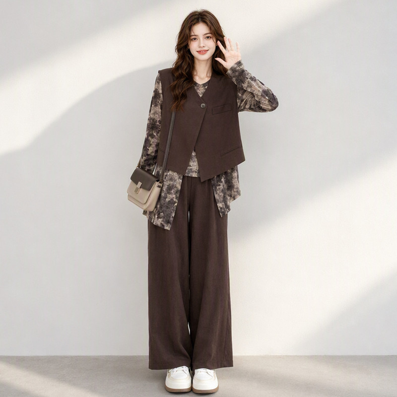 Monzi Retro Style Design Vest, Base Shirt, Wide-Leg Pants Set for Women, Autumn Korean Chic Relaxed Three-Piece Set Monzi Retro Style Design Vest, Base Shirt, Wide-Leg Pants Set for Women, Autumn Korean Chic Relaxed Three-Piece Set