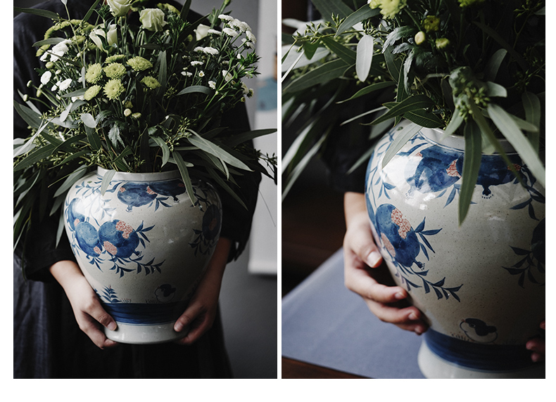 Chinese hand - made small plug-in of blue and white porcelain vase sitting room place jingdezhen checking ceramic creative hydroponic flowers