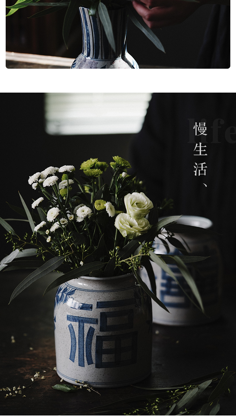 Chinese hand - made small plug-in of blue and white porcelain vase sitting room place jingdezhen checking ceramic creative hydroponic flowers