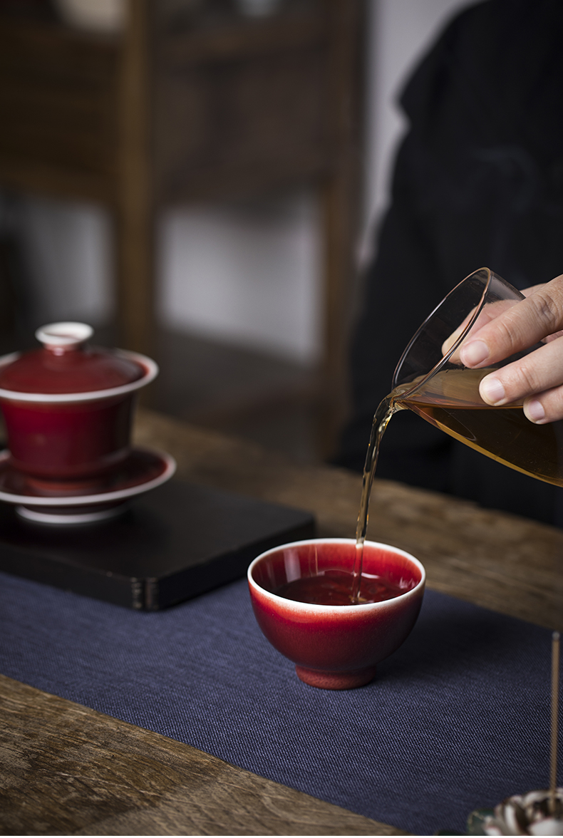 Cloud jingdezhen ceramics by hand operation ruby red glaze teacup kung fu master cup sample tea cup individual single CPU