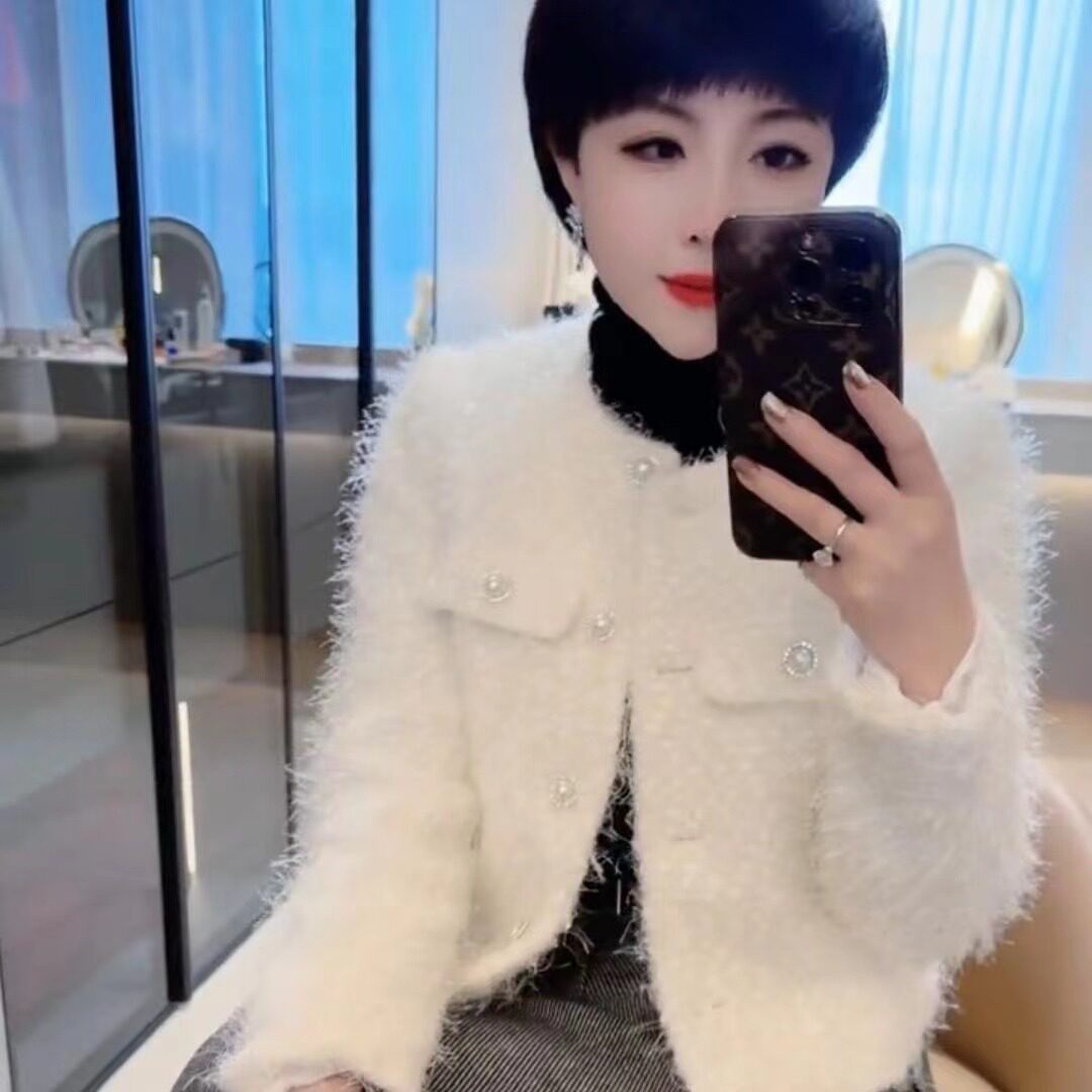 李雨婷服装店