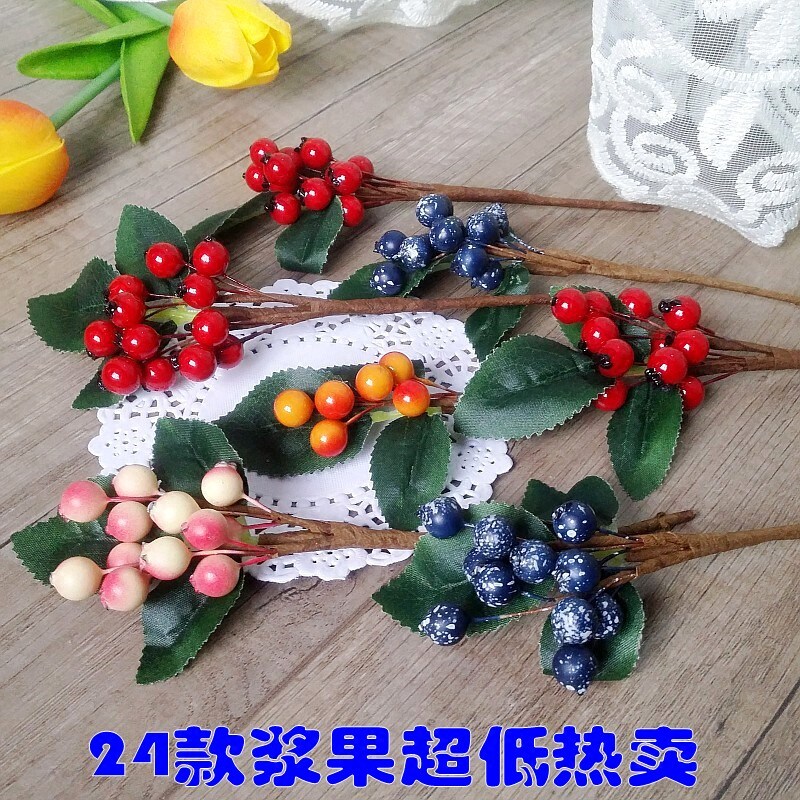 Simulation small berry bouquet wedding DIY material pistil Christmas wreath hand decoration material simulation red fruit