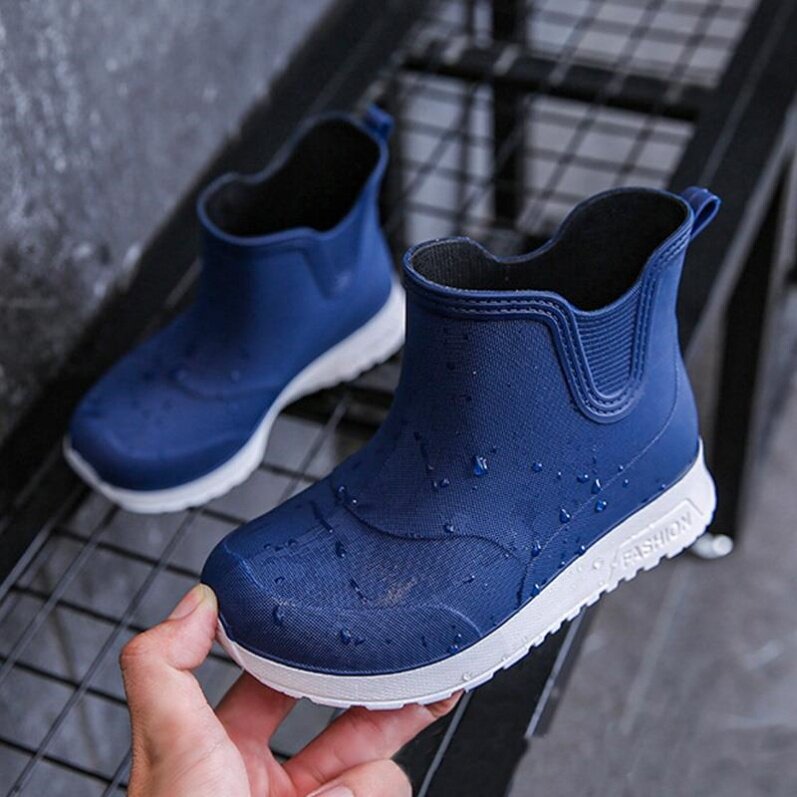 Children's rain boots boys primary school students non-slip waterproof cute water shoes girls rain boots fashion rubber shoes low-top water boots