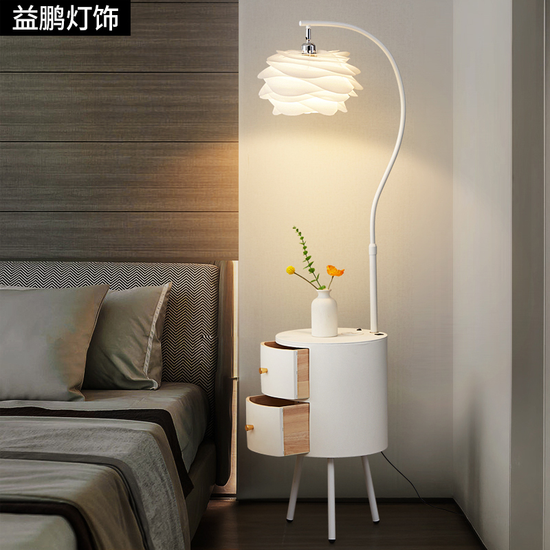 French-Style Cream-Colored Floor Lamp with Artistic Design, Suitable for Living Room, Bedroom, Next to the Sofa, Integrated with a Shelf and Bedside Counter Lamp French-Style Cream-Colored Floor Lamp with Artistic Design, Suitable for Living Room, Bedroom, Next to the Sofa, Integrated with a Shelf and Bedside Counter Lamp