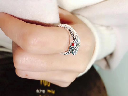 Thai-Stil-Handwerksmarke Foyuange A Z Mineral 925 Silber Schlangenring