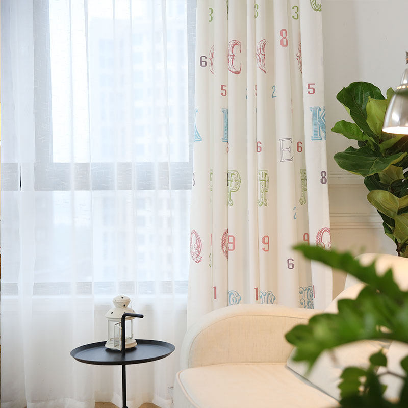 ŷ������ͯ��������ɫ��ĸ