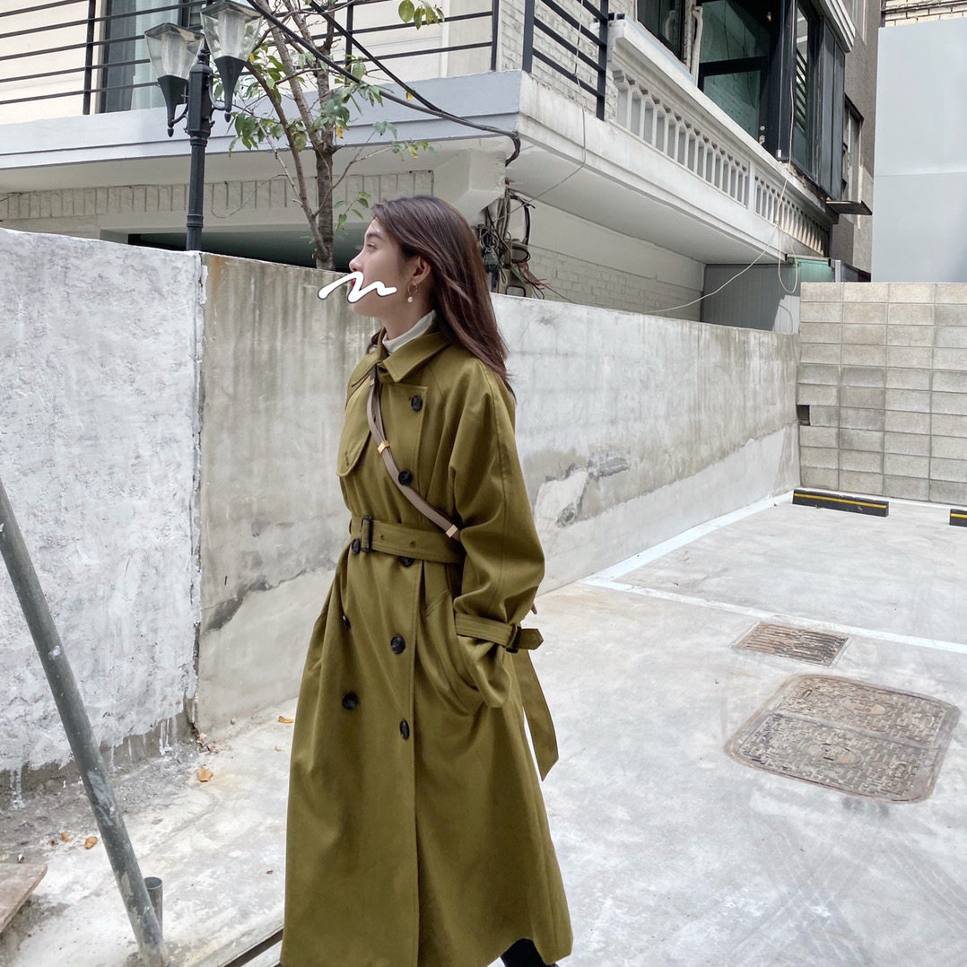 Via Vela windbreaker women's green Korean version 2020 new spring and autumn thin super temperament long version of the jacket