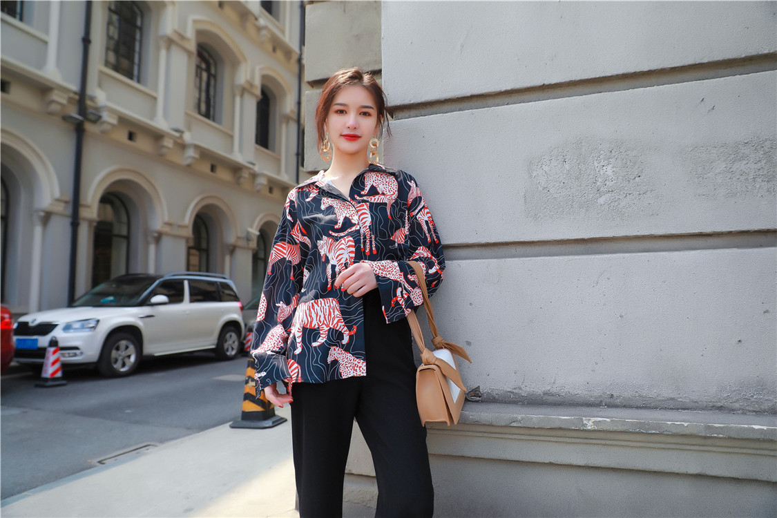VK旗艦店 韓系復古動物紋雪紡襯衫短袖上衣