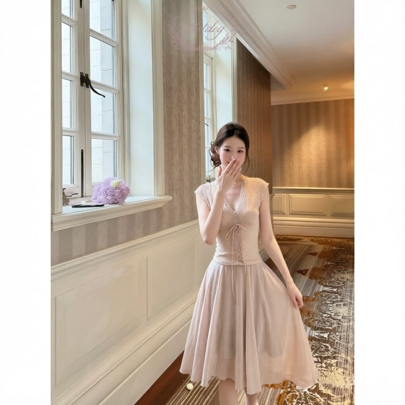 2026 French Romantic Style Lace Tie Slim Fit Top Irregular Skirt Set Women's Summer Elegant Two-Piece Set 2026 French Romantic Style Lace Tie Slim Fit Top Irregular Skirt Set Women's Summer Elegant Two-Piece Set
