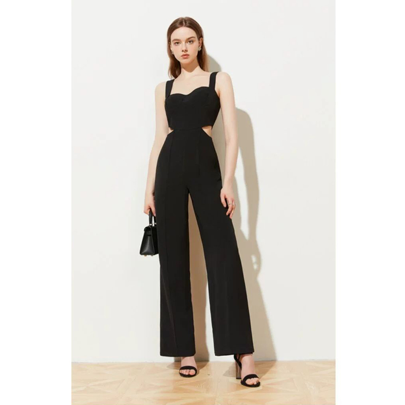 Thai Trendy Brand 2026 New Summer Shoulder-Strap Elegant Socialite Wide-Leg Jumpsuit for Women, High-End Black Slimming