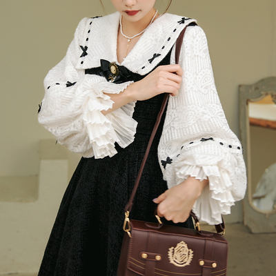Mi Ai's original "Edelflower" thickened brushed knitted lace court retro lantern sleeve navy collar shirt for winter