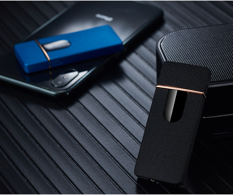 Net đỏ vân tay cảm ứng nhẹ hơn sạc cá tính thủy triều tùy chỉnh usb điện tử thuốc lá nhẹ hơn sáng tạo gửi bạn trai bật lửa điện plasma