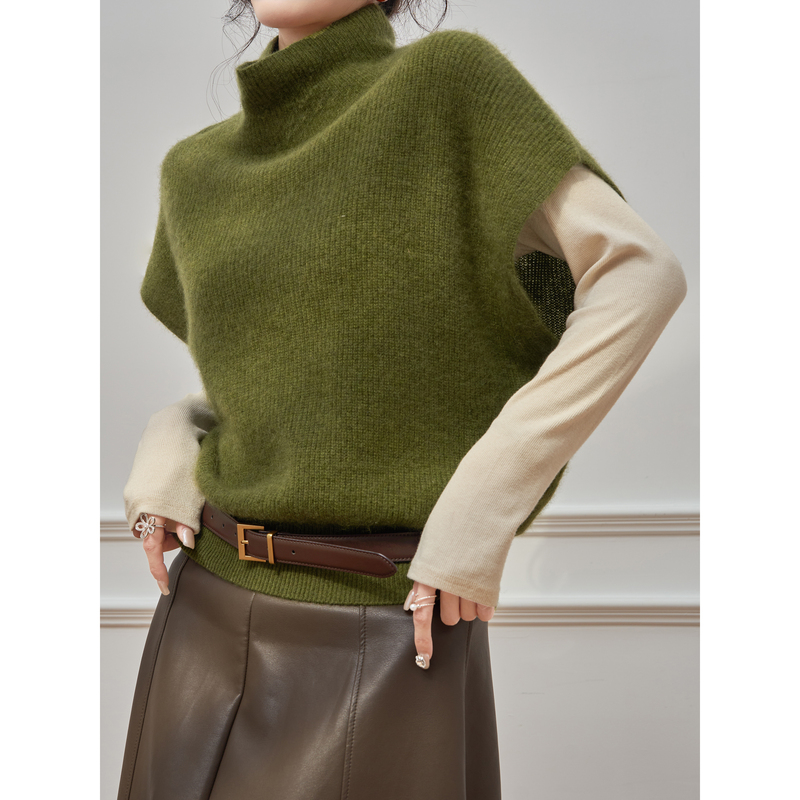 High-Neck Layered Loose Batwing Sleeve Knitted Sweater Vest for Women, Winter Outfit, Base Layer Top, Inner Wear with a High-End Feel