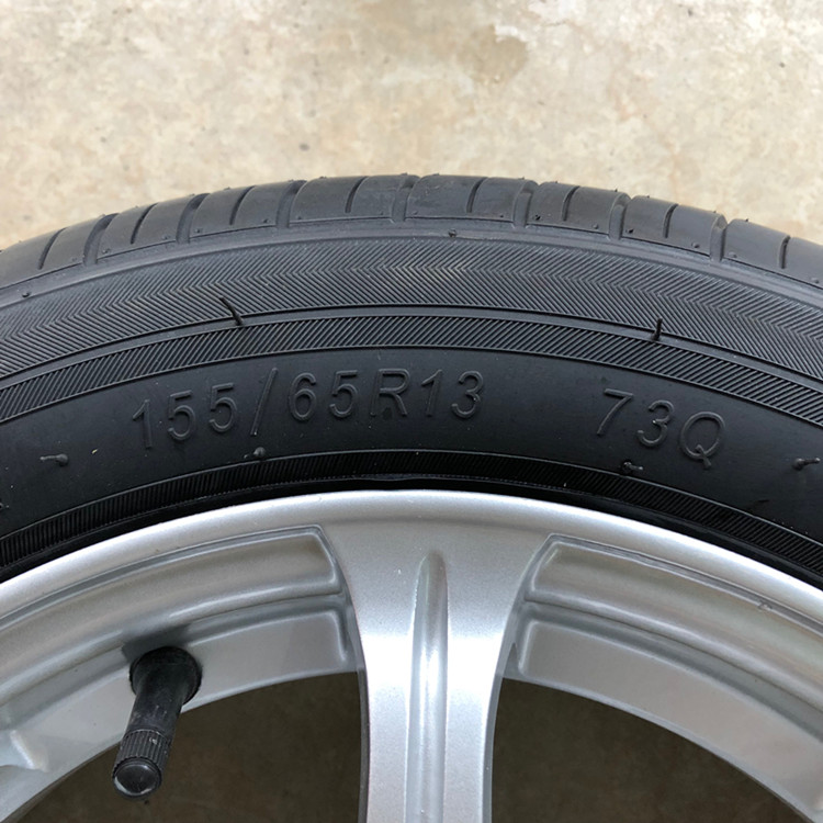 Chaoyang 155 / 65R13 lốp xe điện hợp kim nhôm bánh xe 13 inch vành bánh xe bốn bánh dự phòng 	giá vành ô tô