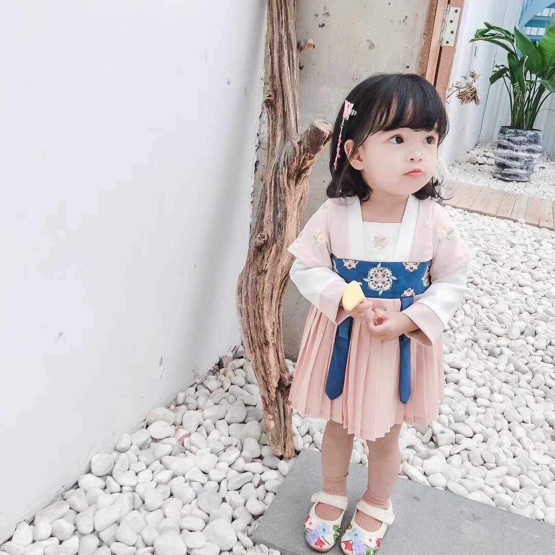 Hanfu girls autumn Chinese style 2021 new skirt children's treasure one-year-old princess skirt ancient costume super fairy dress tide