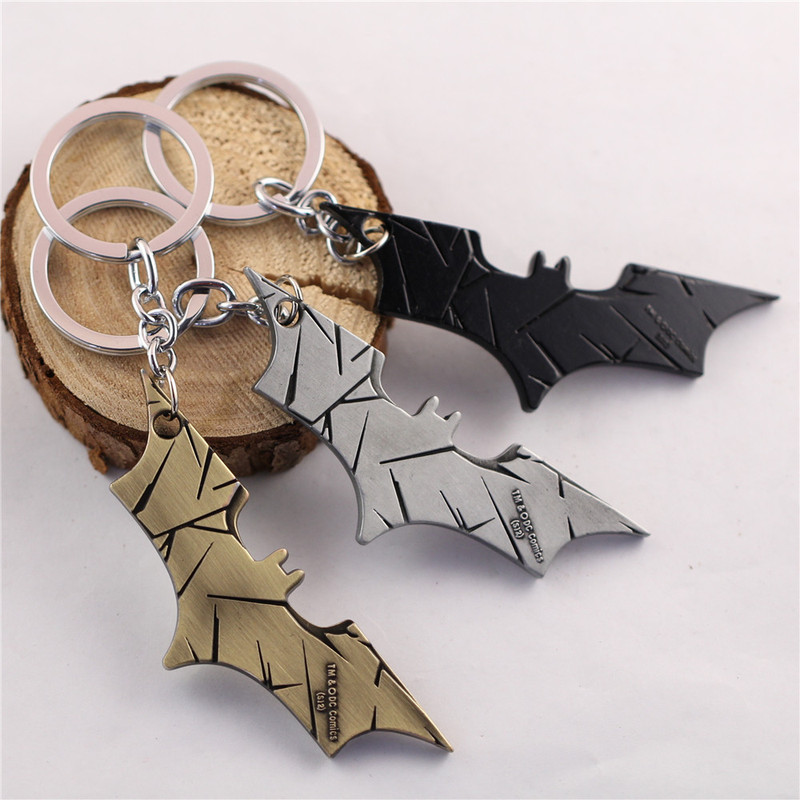 Bat Keychain Justice League Dark Knight Hero Logo Metal Retro Car Keychain Chain Bag Pendant