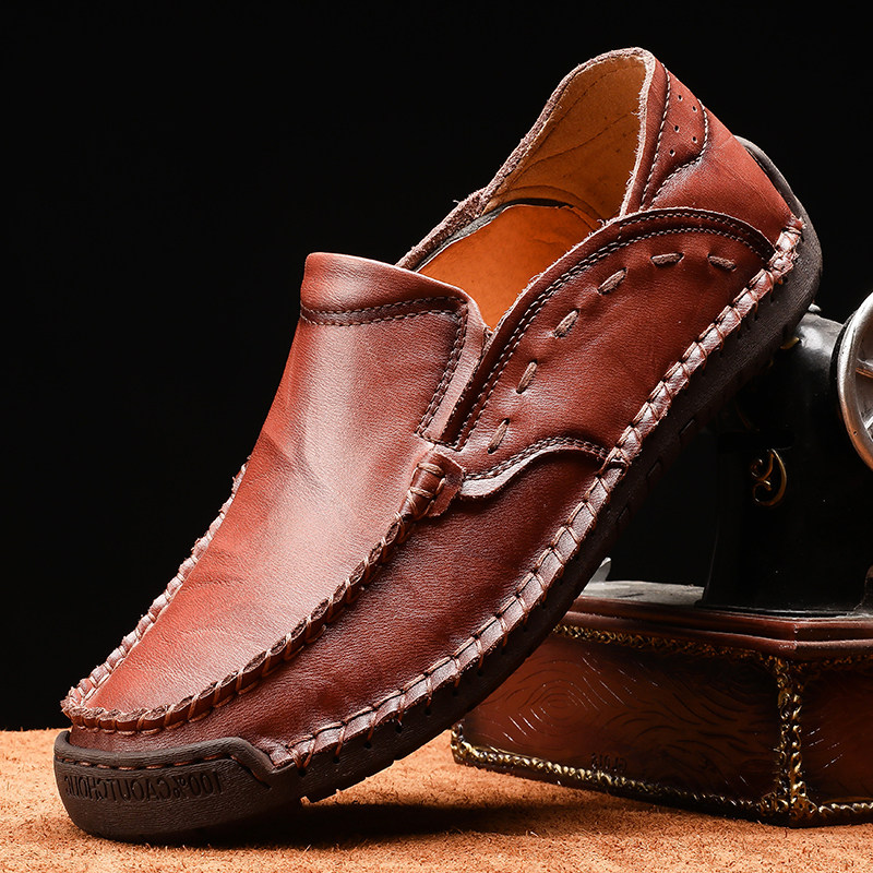Leather shoes men autumn black large size men leather casual shoes business leisure shoes Han edition trend men's shoes