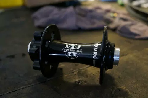 Белая индустрия White Industries XMR+Mountain Six Plus Flower Drum TC4 Titanium Titanic Enduro Bearing