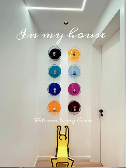 Hand-made blind box model acrylic display box round wall hanging transparent decorative storage display rack dust cover