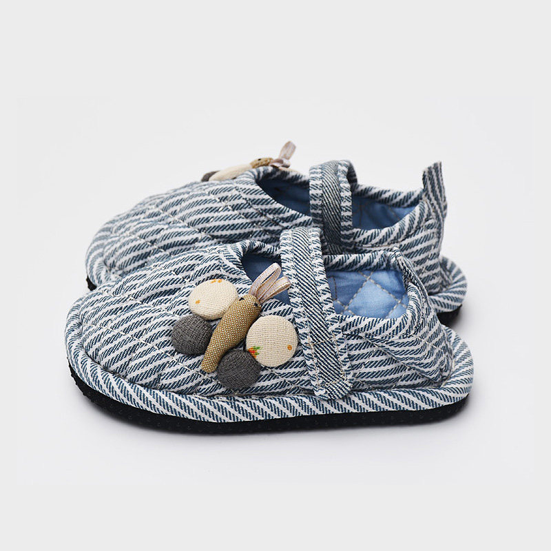 Handmade fabric children's non-slip home shoes four seasons pure cotton soft bottom toddler shoes children's cloth shoes princess shoes embroidered shoes