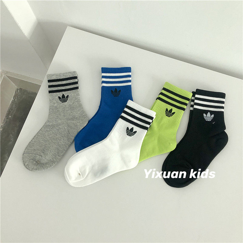 Boys' socks Spring and autumn Boys' baby boys' middle tube socks Girls' sports socks In big boy boys' Korean tide socks