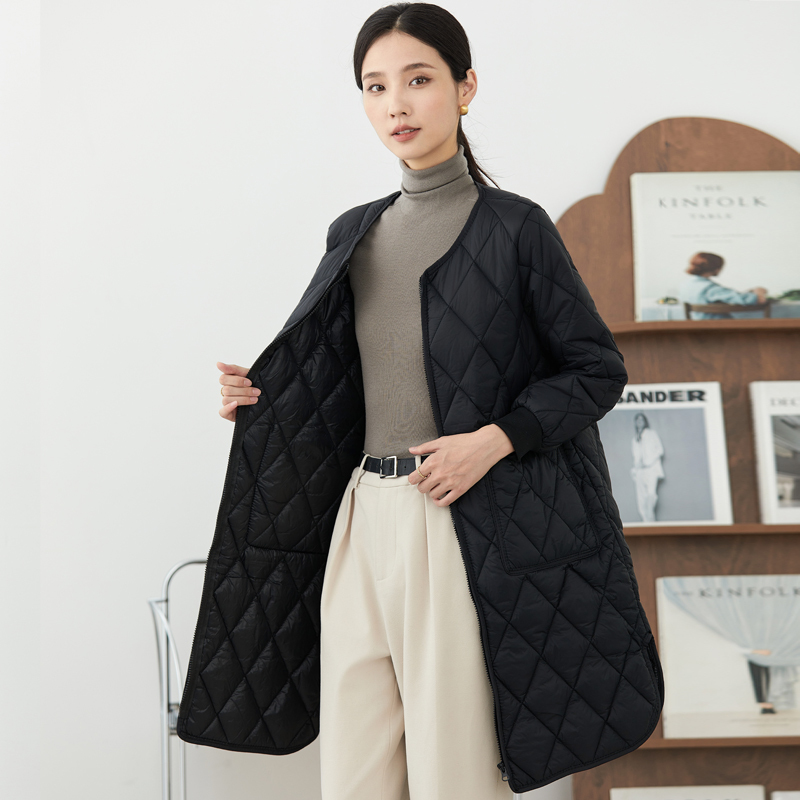 Autumn and Winter down Cotton Coat for Women, Lightweight, Slim Fit, Versatile, Fashionable Zipper Loose Long Coat for Middle-Aged and Elderly Students