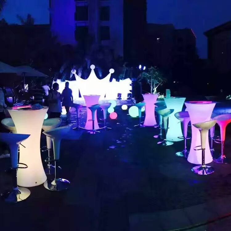 LED ánh sáng gian hàng đồ nội thất sáng tạo bàn cà phê thanh LED sạc ánh sáng bàn rượu phân cao - Giải trí / Bar / KTV