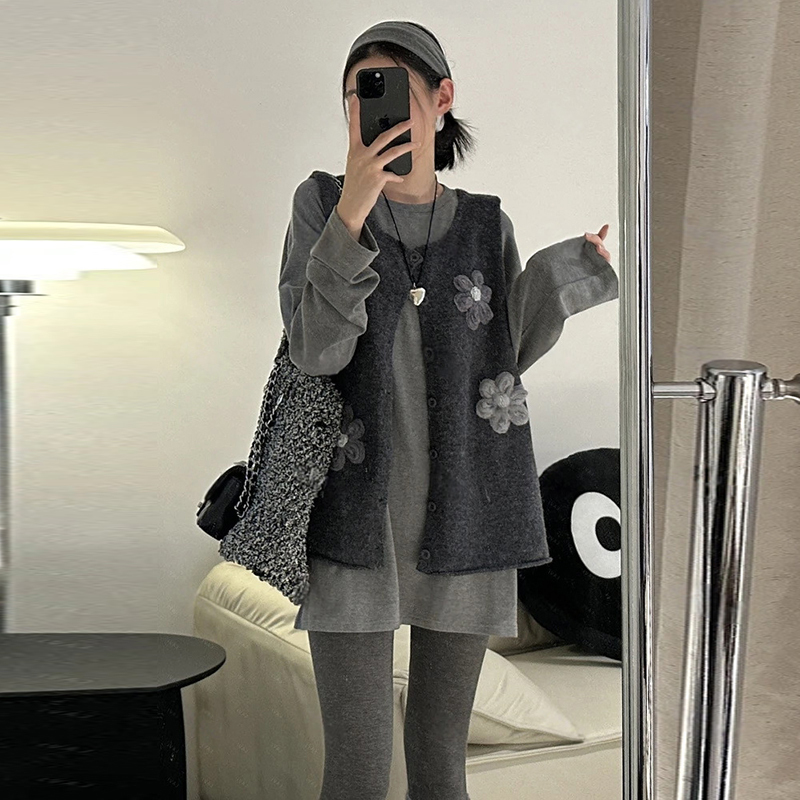 Maternity Wear Set for Autumn, French Style Outerwear for Pregnant Women, Sweater Vest, Loose Top, Leggings, Three-Piece Set