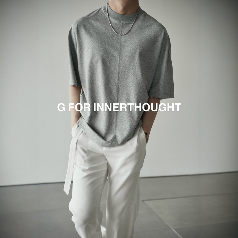 G for Inner Thought | Lindis Wool and Mulberry Silk Blend Bias-Cut Loose Short-Sleeve Men's T-Shirt G for Inner Thought | Lindis Wool and Mulberry Silk Blend Bias-Cut Loose Short-Sleeve Men's T-Shirt