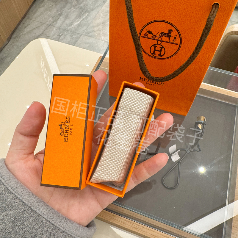 Domestic Hermes Starlight Lipstick Poppy Fine Shimmer Orange Tone Colorless Moisturizing Domestic Hermes Starlight Lipstick Poppy Fine Shimmer Orange Tone Colorless Moisturizing