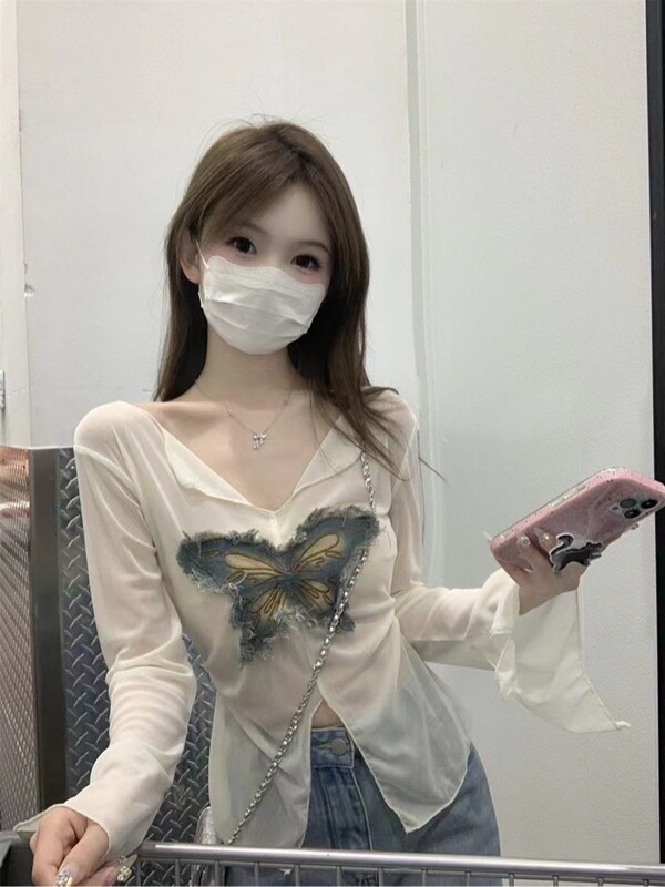 French-Style Butterfly Spicy Girl Slit Sunscreen Long-Sleeve T-Shirt for Women, Autumn 2026 New Waist-Cinching Slimming Cover-Up Top Ins