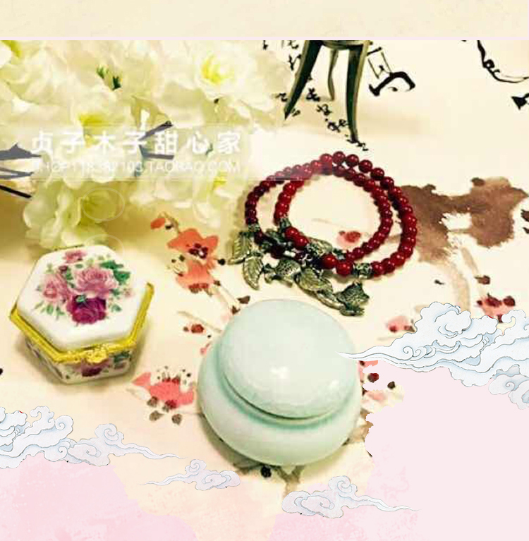 Petal cổ son môi son béo son đỏ ửng son đỏ bà bầu cho con bú có sẵn để gửi một bàn chải để gửi hai tặng một phấn má dior