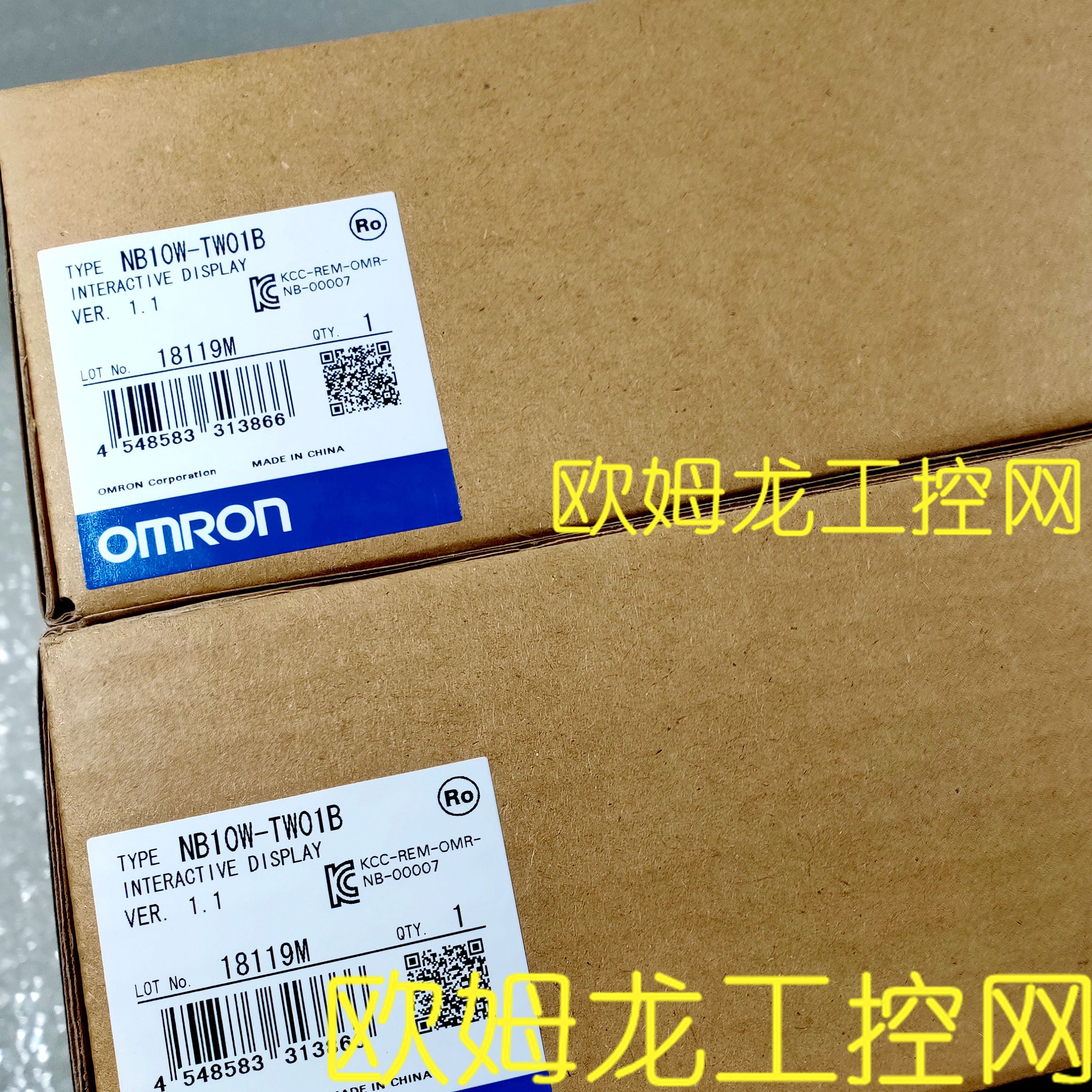 Bargaining NA5-7W001S-V1 touch screen NA5 series OMRON OMRON new original unopened spot